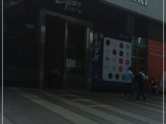 门面-奈雪的茶(中储能店)