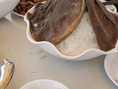 -茅草房·河畔园林火锅
