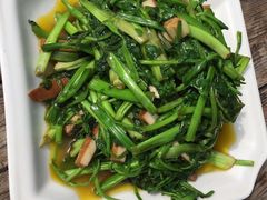 -云河农家乐饭店(福禄缘树山店)