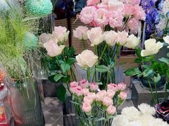 -谷莠子花艺·气球派对·绿植造景·花艺沙龙(金光华广场店)