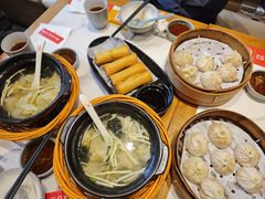 -馋三尺蟹粉小笼(人民广场店)