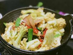 -万重锦·人文川菜馆(骡马市店)