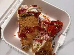 -BUTTERFUL&CREAMOROUS 黄油与面包(中山公园龙之梦店)