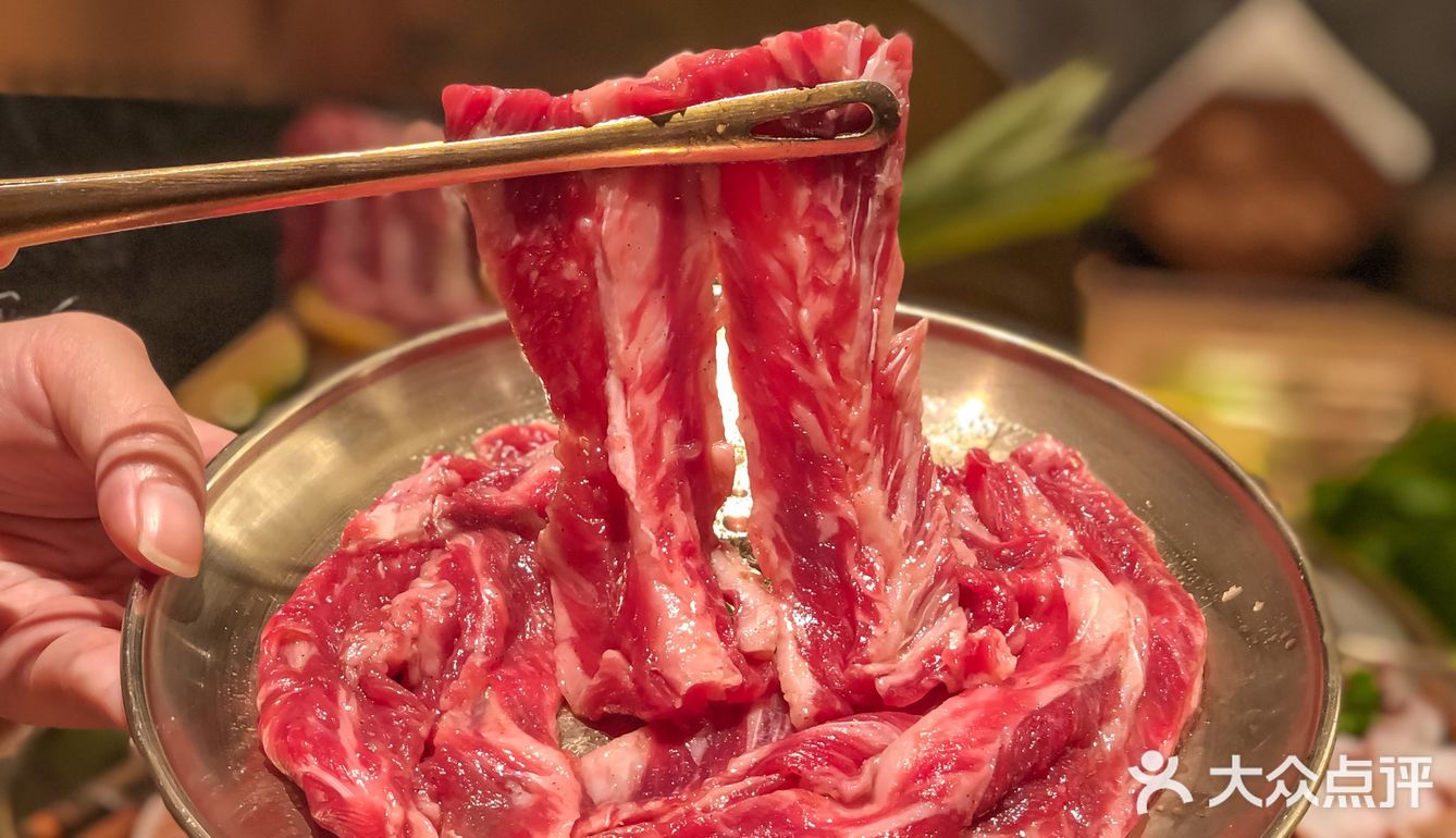 火遍全国的烤肉，终于吃到了…