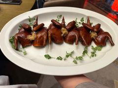 招牌脆皮乳鸽-悦轩中餐厅·高空江景·杭州柏悦酒店