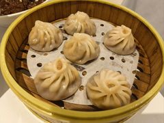 蟹黄小笼包-松鹤楼·非遗·苏帮菜(融科店)