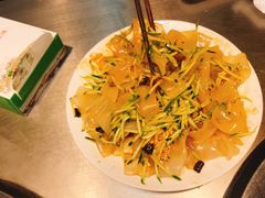 -屯老二农家铁锅炖·行业领军者(梅江店)