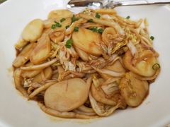 黄芽菜肉丝炒年糕-玫瑰厅上海菜(兴国路店)