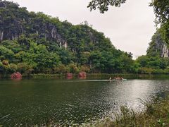 -星湖旅游景区七星岩