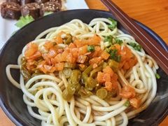 热干面-莲餐厅·湖北菜·潜江小龙虾店(愚园路店)