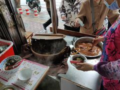 -老嘢扣肉糯米饭(云亭街店)
