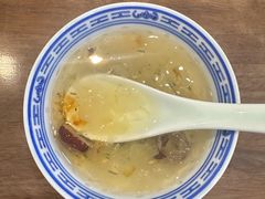 红枣银耳羹-蟹上黄·蟹黄面·江南糖水(人民广场店)