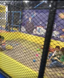 -蹦贝运动中心·蹦床·攀岩·闯关(龙岗店)