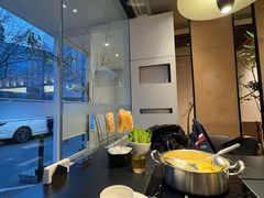 -鲜入唯煮·港式海鲜牛肉火锅(金宝街店)