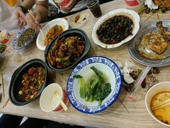 -江城燕子大排档(江汉路步行街店)