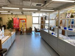 -无奔眼镜·蔡司·依视路授权店(马家堡店)