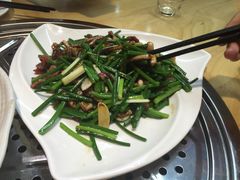叉烧鱿鱼炒韭菜花-宏记广东客家菜(丰汇店)
