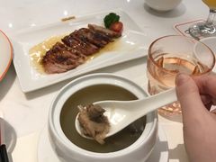 -港丽餐厅(高德置地店)