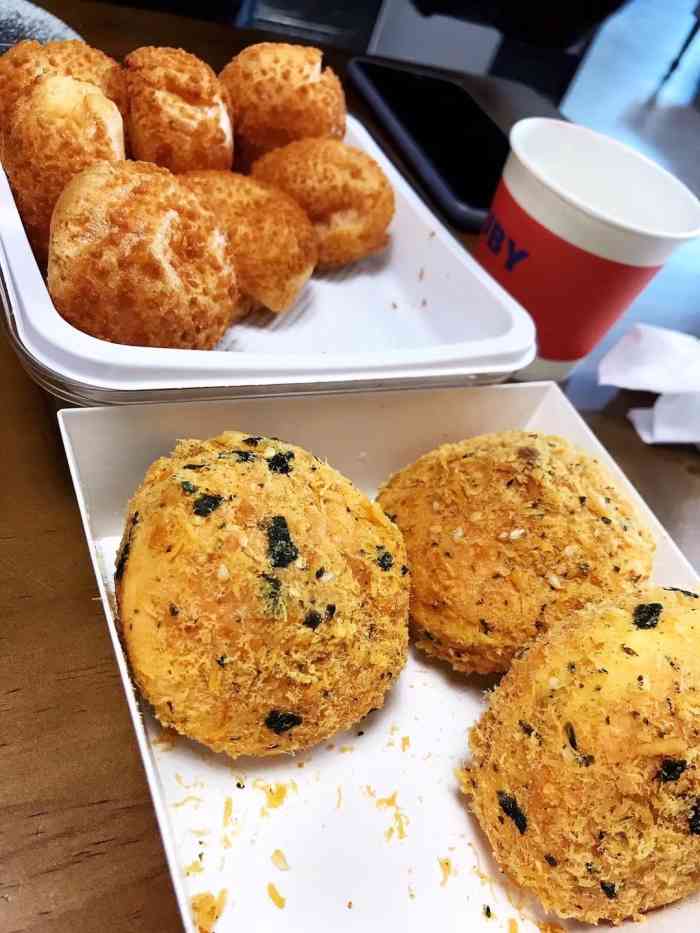 巴黎香吻(蚌山万达金街店)-"和朋友出差到蚌埠,正巧赶上是她的生日,本