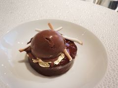 -Le Bernardin