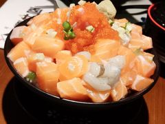 三文鱼火山丼-魔丼屋(日月光店)