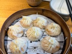 -馋三尺蟹粉小笼(人民广场店)