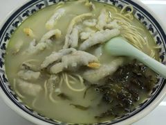 -明呈黄鱼面馆(斜土路店)