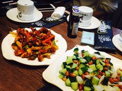 -喝丢一只鞋辣炒海鲜小烧烤(三八广场店)