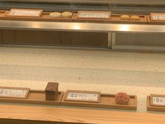 面包甜点陈列柜-泸溪河桃酥(欧尚店)