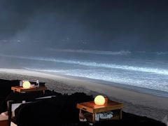 -FINNS Beach Club