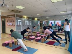 -爱尔乐美孕产瑜伽·普拉提
