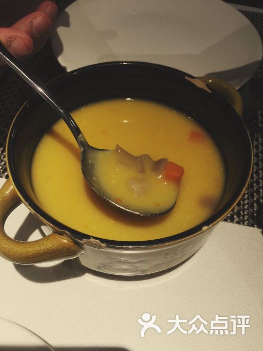 象拔蚌海鲜浓汤