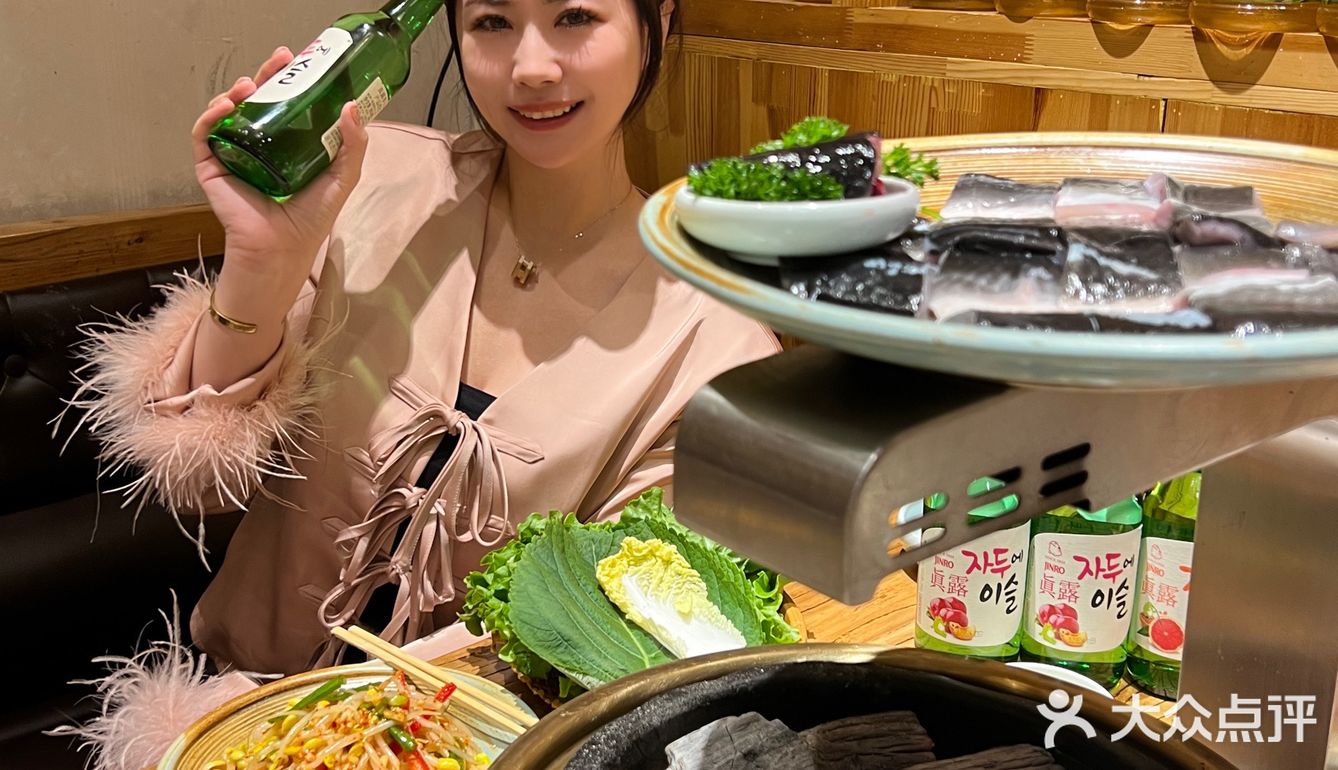 沈阳这家烤肉+鳗鱼焦焦脆脆❗俩人吃到撑