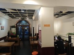-丽虹云南过桥米线(兴工街店)
