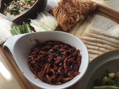 -魏铭鱼头捞饭(晋阳路店)