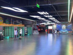 -极限PLAY运动娱乐新世界·团建派对潮玩休闲馆·室内蹦极高空游乐园