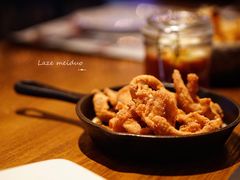 美式乡村土豆泥配脆鸡皮-造精酿餐厅