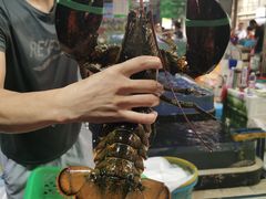 -三亚新鸿港水果一级批发市场