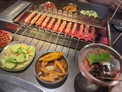 -麦凯伦烧烤·精酿超级工厂店(金桥总店)