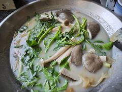 -老来福·非遗酸汤兔(凯旋路店)