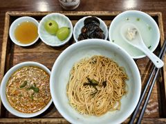 -蟹上黄·蟹黄面·江南糖水(人民广场店)