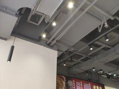 -魔都三兄弟酸辣粉·蘸卤炸串(虹桥万科店)