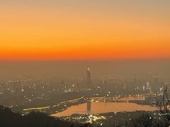 -紫金山山顶公园
