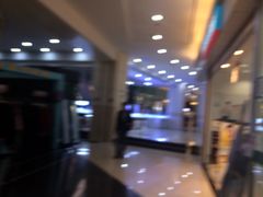 -鸿通城购物中心