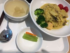 咖喱蔬菜盖浇饭-轻蔬不用等·素食(江苏路店)