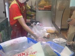 -Bánh Mì Huynh Hoa