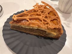 -潮一不贰·法式甜品·生日蛋糕·西式简餐(外滩店)