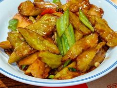 地三鲜-新兴园饺子馆(河南街店)