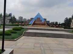 -上海市龙华烈士陵园