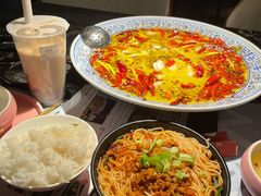 -桂二老坛酸菜鱼(三街两巷店)